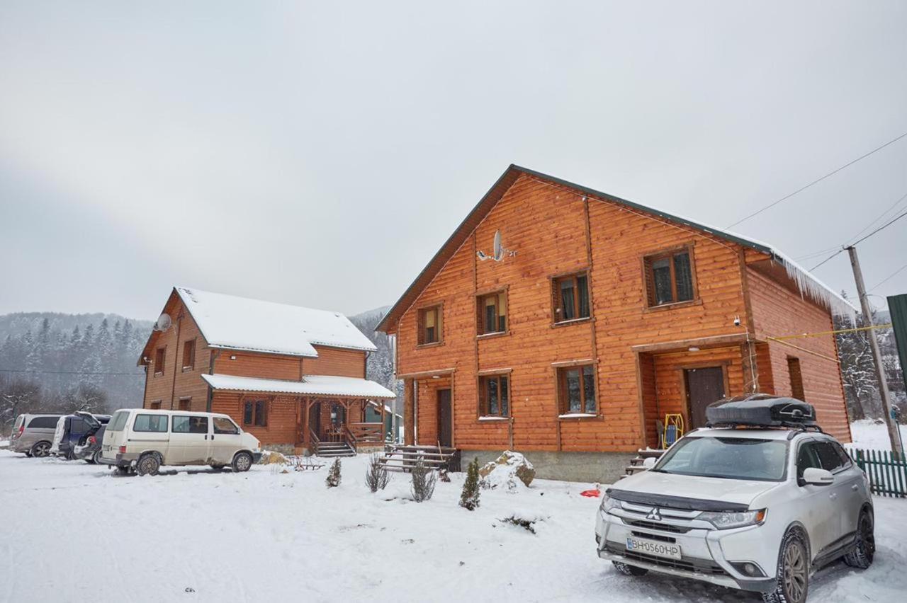 Villa Na Uzlissi Migovo Exteriör bild