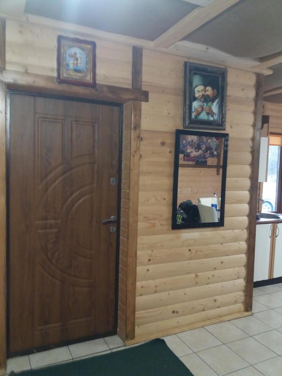 Villa Na Uzlissi Migovo Exteriör bild